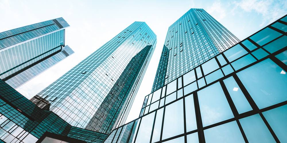 Aktien zu EM Investmentgesellschaft