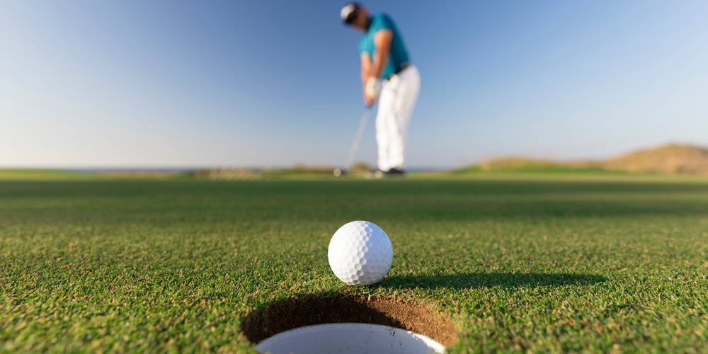 Aktien zu Golf